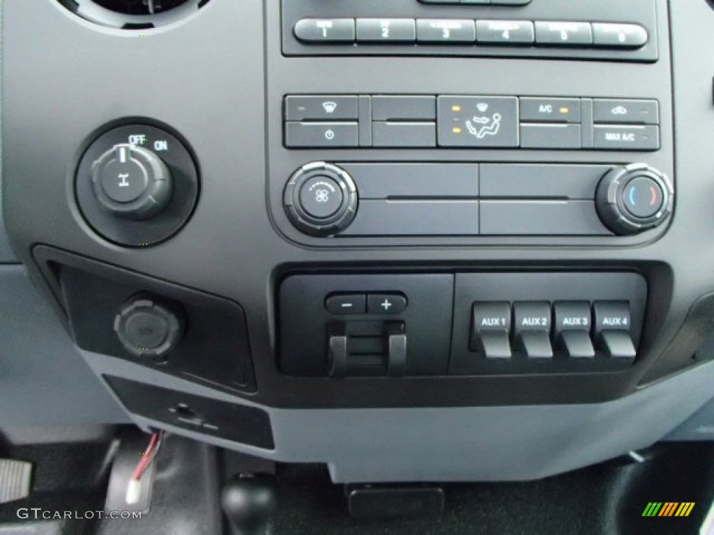 2014 Ford F350 Super Duty XL Regular Cab 4x4 Plow Truck Controls Photos