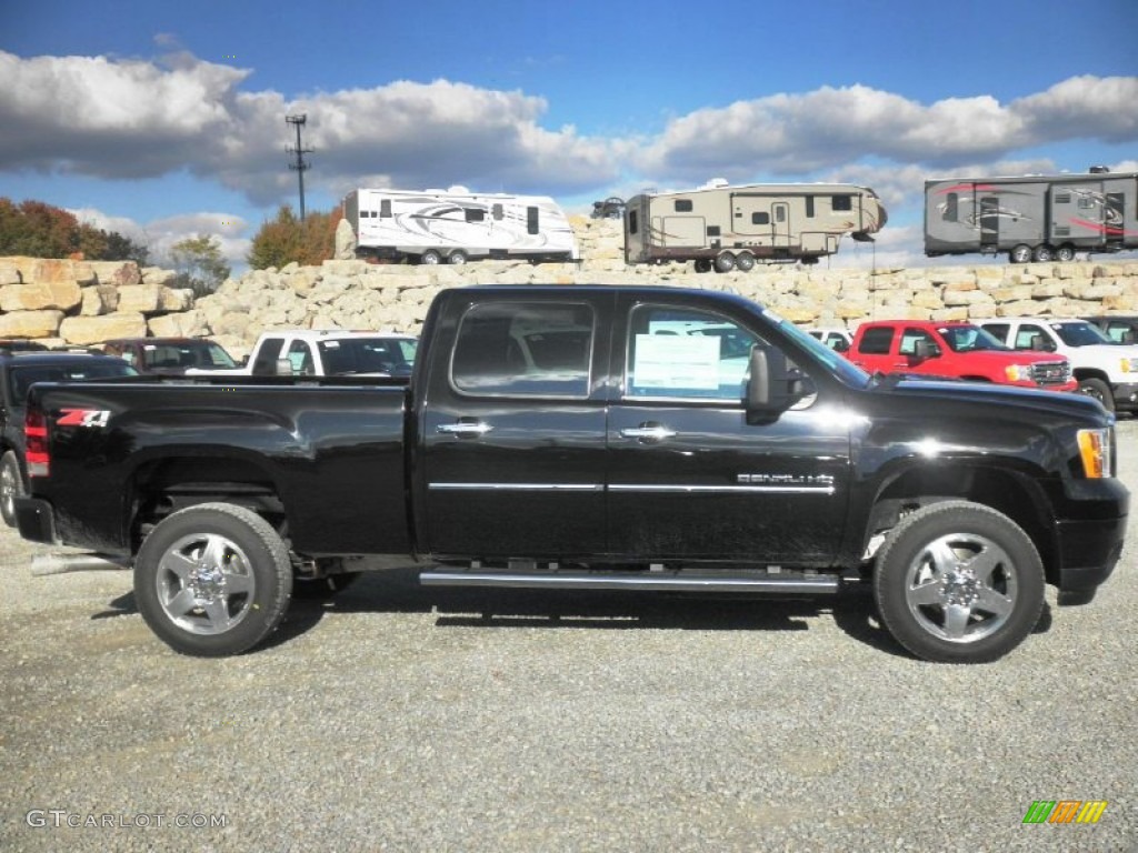 2014 Sierra 2500HD Denali Crew Cab 4x4 - Onyx Black / Ebony photo #1