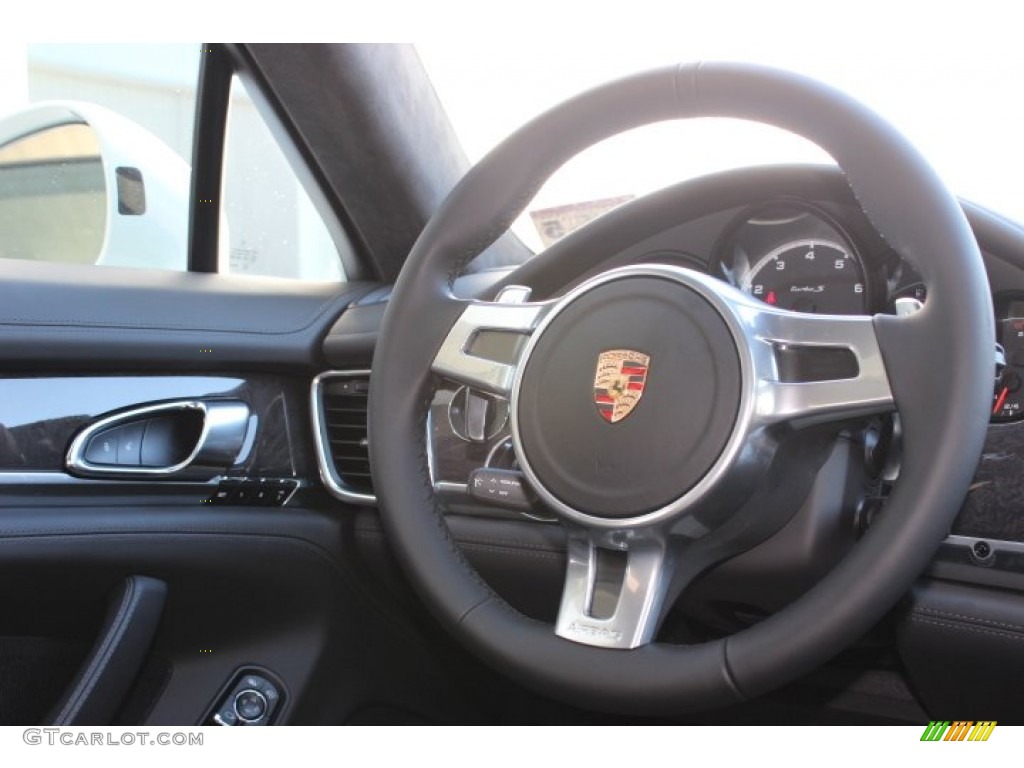 2013 Porsche Panamera Turbo S Steering Wheel Photos