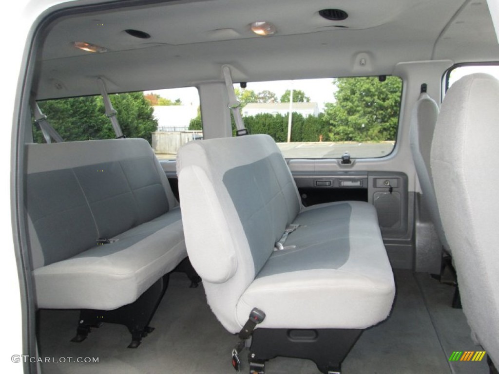 2007 E Series Van E350 Super Duty XLT Passenger - Oxford White / Medium Flint Grey photo #15
