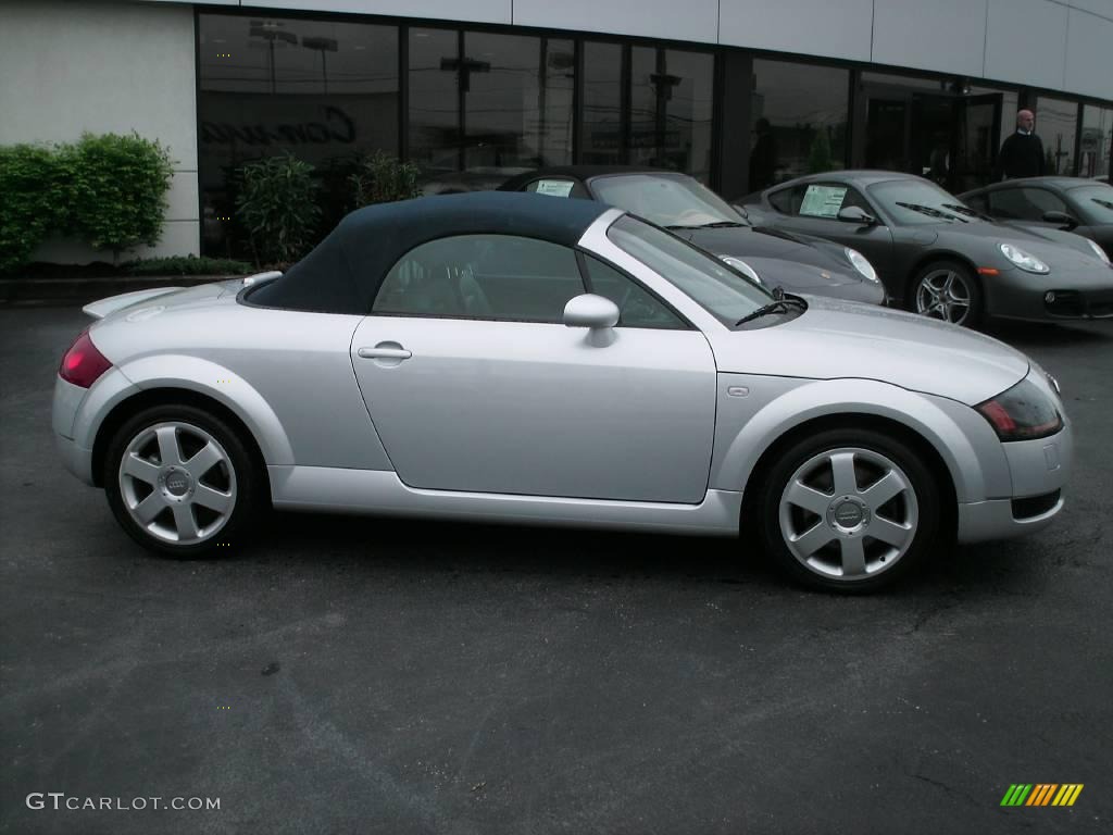 2002 TT 1.8T quattro Roadster - Lake Silver Metallic / Aviator Grey photo #4