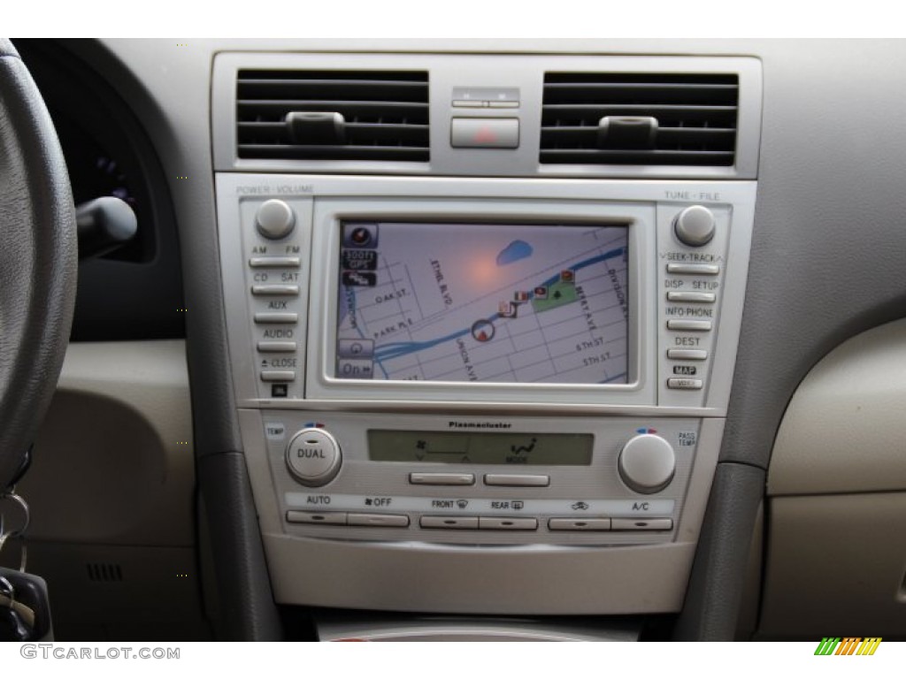 2011 Camry XLE - Super White / Bisque photo #11