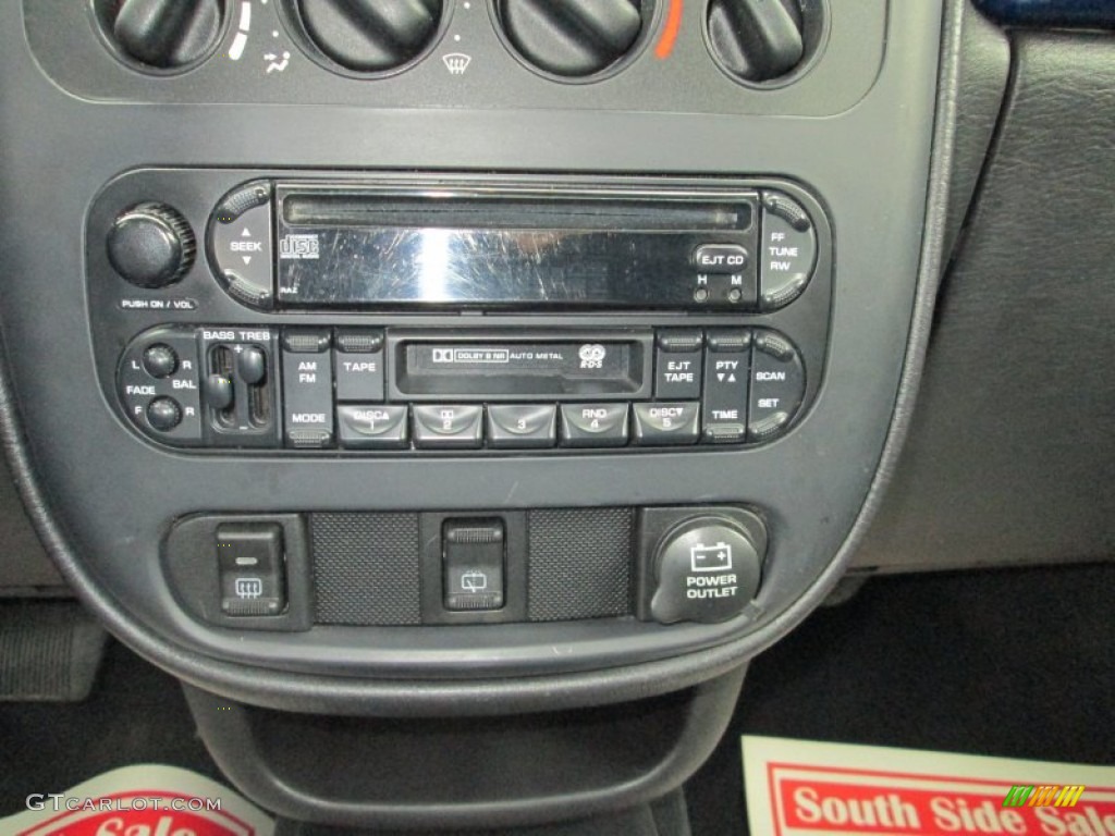 2004 PT Cruiser Limited - Electric Blue Pearlcoat / Taupe/Pearl Beige photo #9