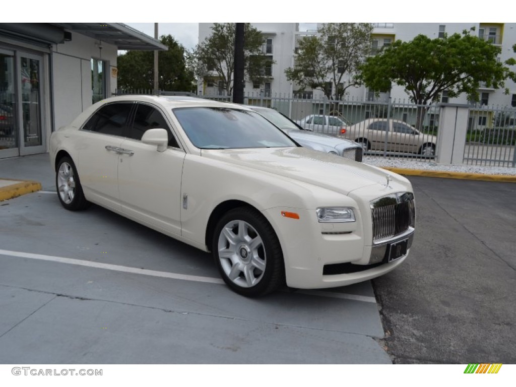 Cornish White 2012 Rolls-Royce Ghost Standard Ghost Model Exterior Photo #87237951
