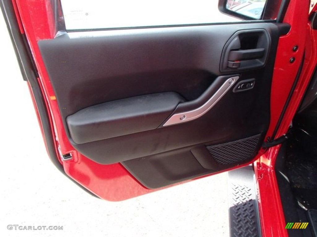 2014 Jeep Wrangler Sahara 4x4 Door Panel Photos