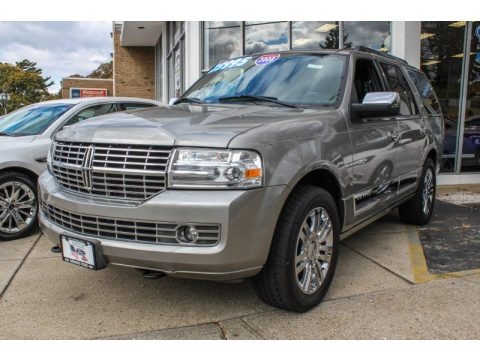 2008 Lincoln Navigator Elite 4x4 Data, Info and Specs