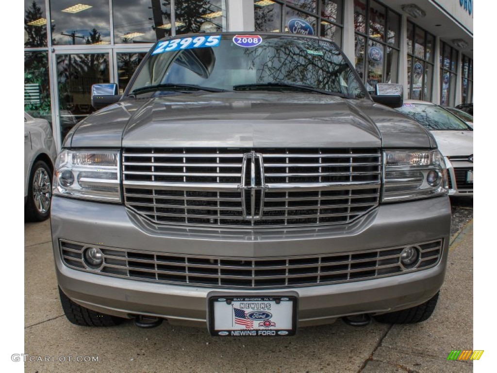 2008 Navigator Elite 4x4 - Vapor Silver Metallic / Charcoal Black photo #2