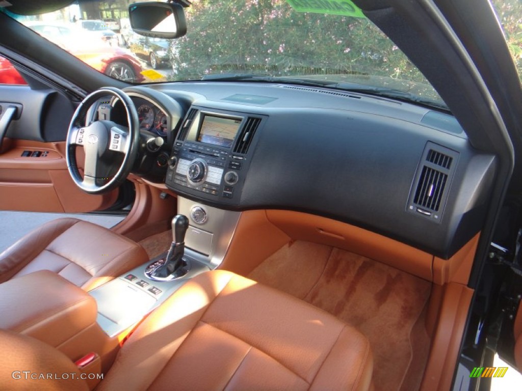 2006 FX 35 AWD - Black Obsidian / Brick/Black photo #27