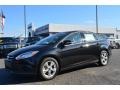 Tuxedo Black - Focus SE Sedan Photo No. 6