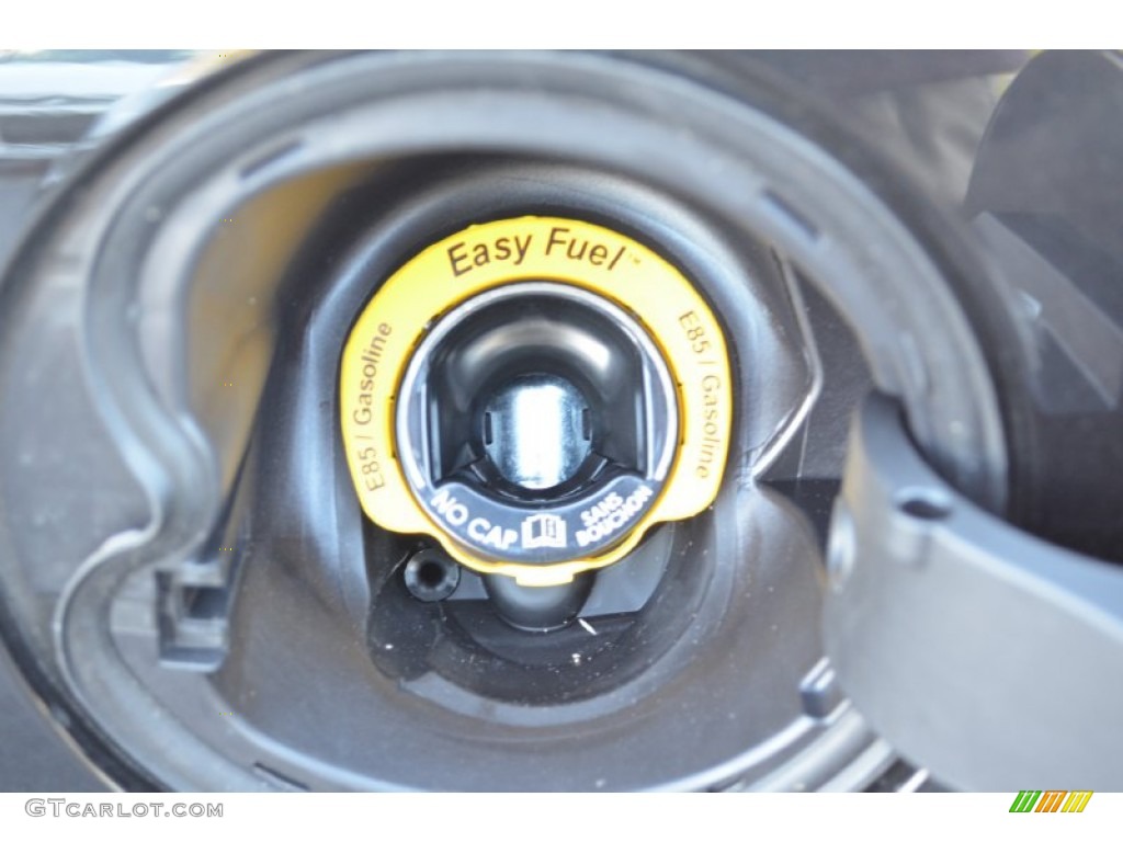 2014 Focus SE Sedan - Tuxedo Black / Medium Light Stone photo #17