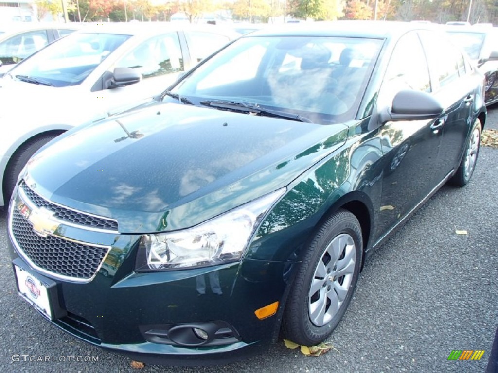 2014 Cruze LS - Rainforest Green Metallic / Jet Black/Medium Titanium photo #1