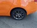 Header Orange - Dart SXT Photo No. 9