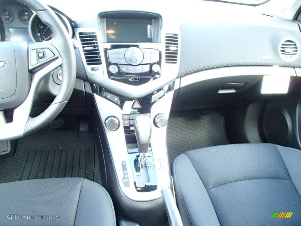 2014 Cruze LT - Champagne Silver Metallic / Jet Black photo #6