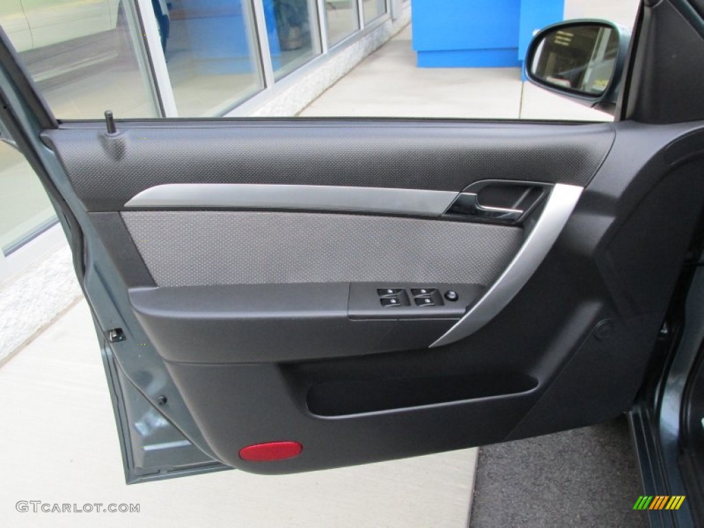 2010 Aveo Aveo5 LT - Wintergreen / Charcoal photo #11