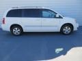 Stone White - Grand Caravan SXT Photo No. 4
