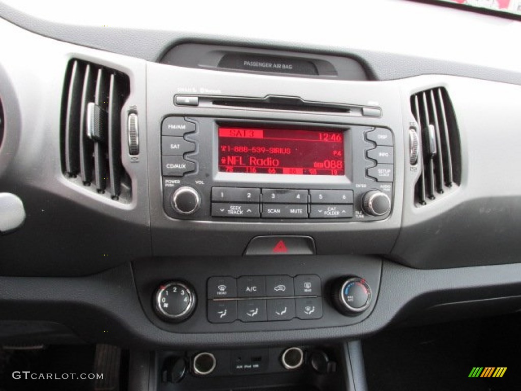 2011 Sportage LX AWD - Signal Red / Black photo #16
