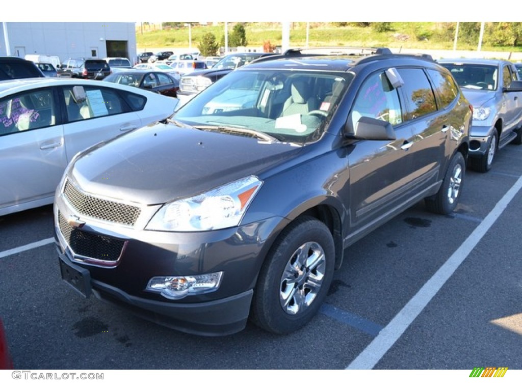 2011 Traverse LS AWD - Cyber Gray Metallic / Dark Gray/Light Gray photo #4