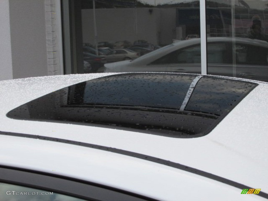 2014 Sonata Limited - Pearl White / Gray photo #4