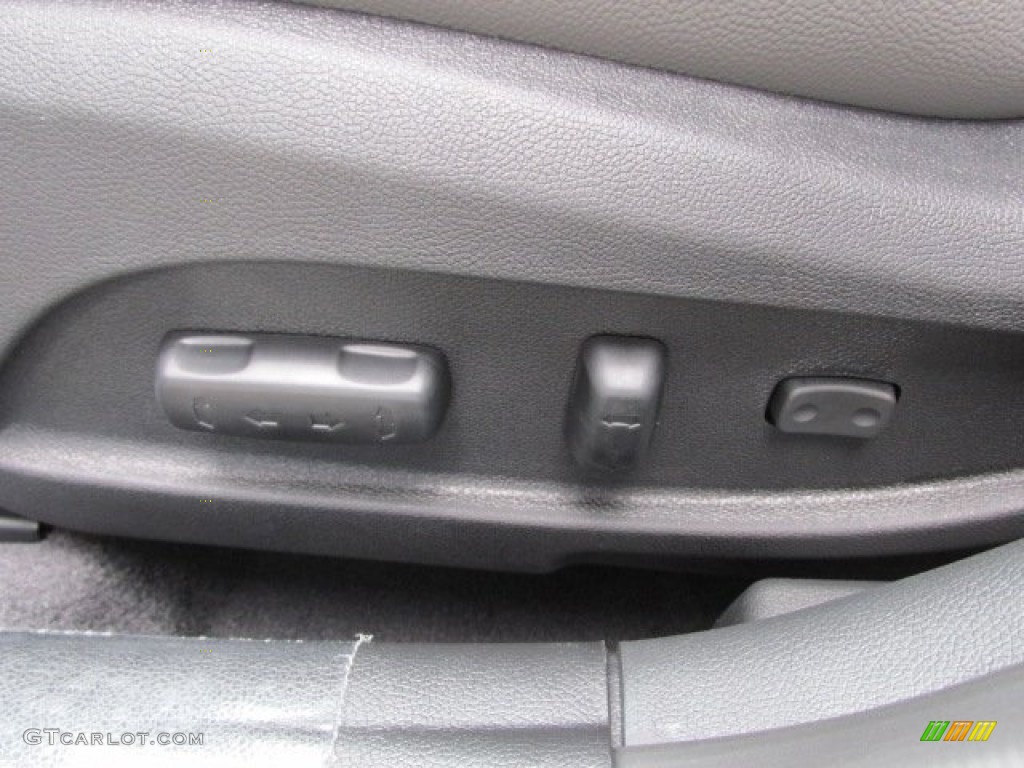 2014 Sonata Limited - Pearl White / Gray photo #12