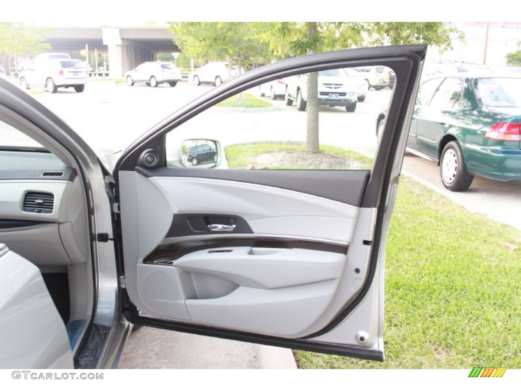 2014 RLX Technology Package - Silver Moon / Graystone photo #17
