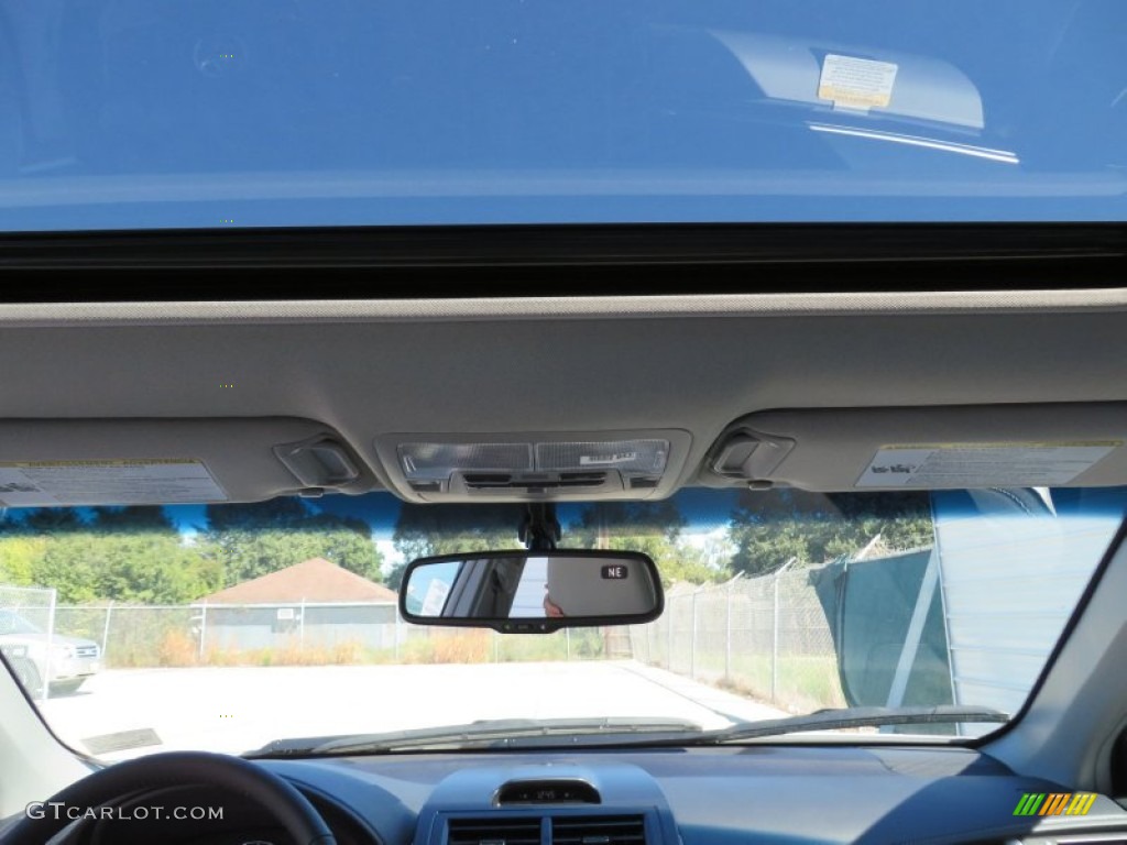 2014 Camry XLE - Super White / Ash photo #27