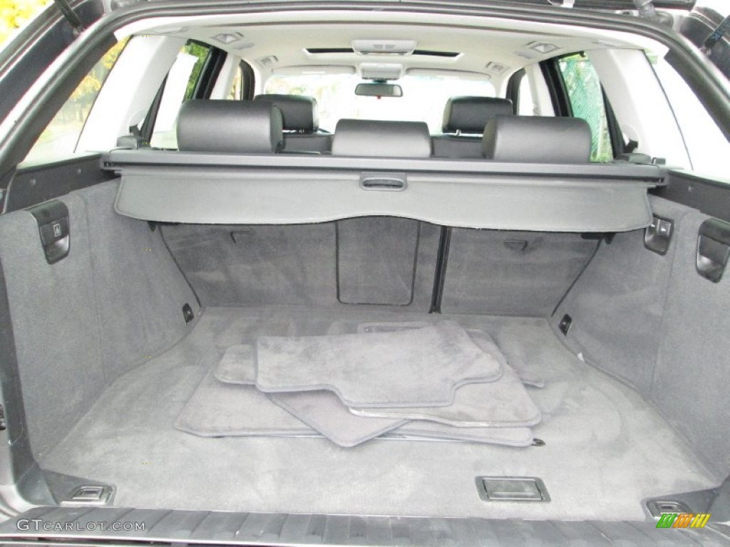 2004 BMW X5 4.4i Trunk Photo #87254130