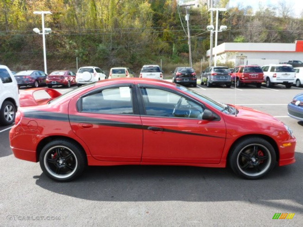 2003 Neon SRT-4 - Flame Red / Dark Slate Gray photo #2