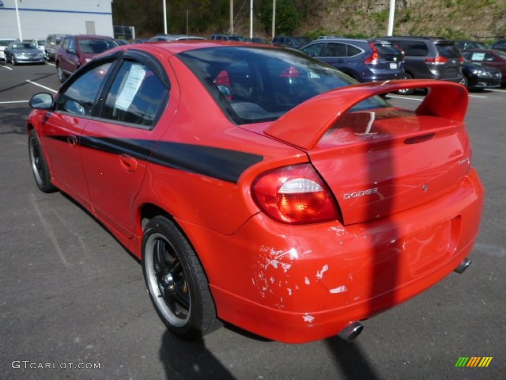 2003 Neon SRT-4 - Flame Red / Dark Slate Gray photo #5