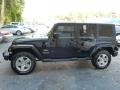 Black - Wrangler Unlimited Sahara 4x4 Photo No. 2