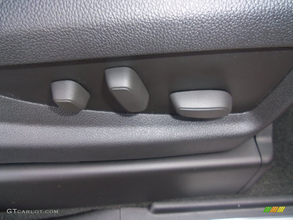 2014 Chevrolet Silverado 1500 LTZ Double Cab 4x4 Controls Photo #87263079