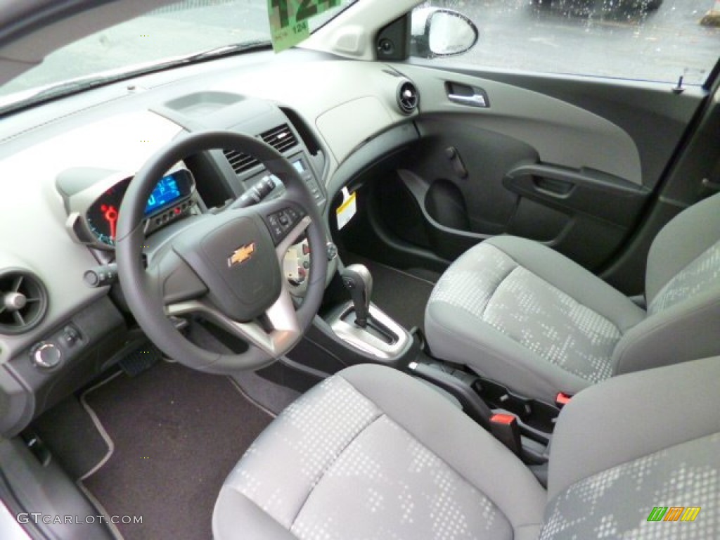 Jet Black/Dark Titanium Interior 2014 Chevrolet Sonic LS Hatchback Photo #87266262