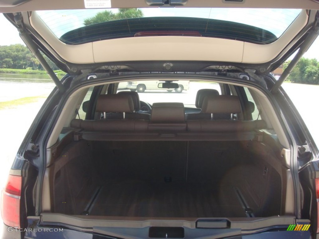 2011 BMW X5 xDrive 35d Trunk Photo #87266829