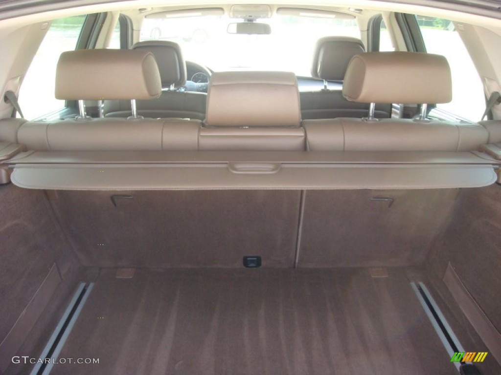 2011 BMW X5 xDrive 35d Trunk Photo #87266853