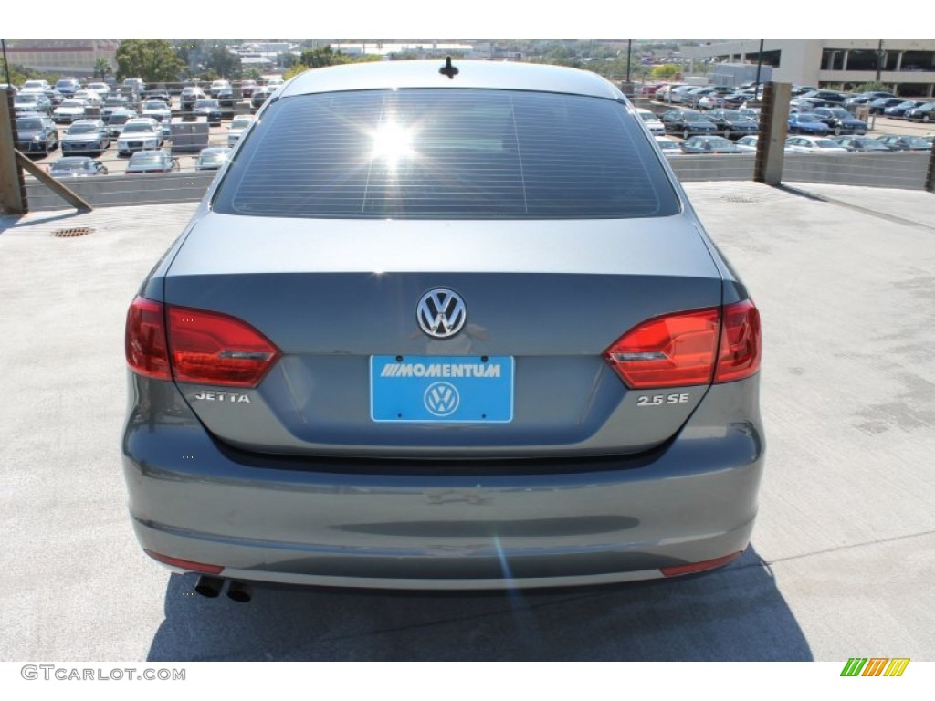 2011 Jetta SE Sedan - Platinum Gray Metallic / Titan Black photo #8