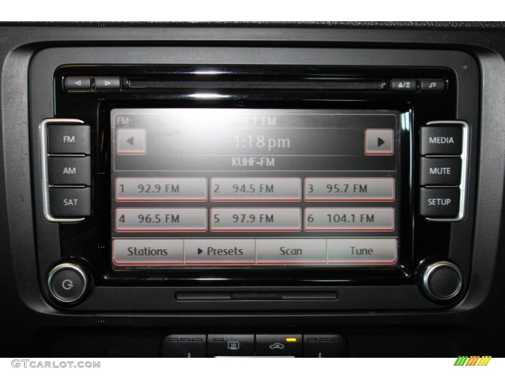 2011 Jetta SE Sedan - Platinum Gray Metallic / Titan Black photo #18