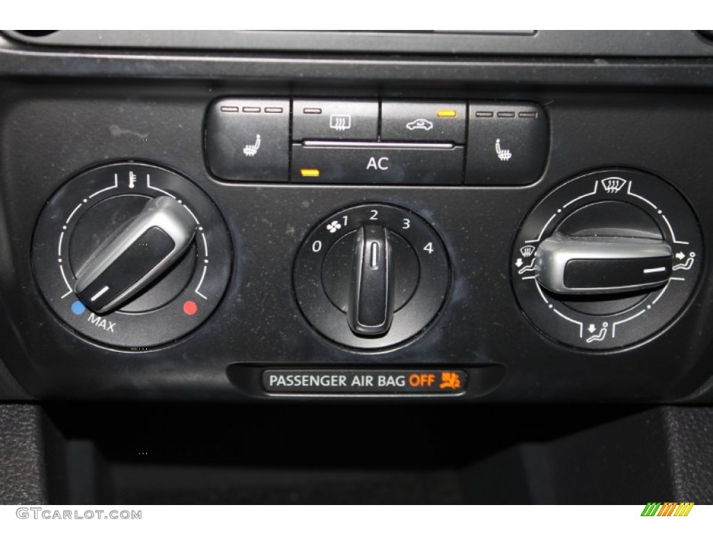 2011 Jetta SE Sedan - Platinum Gray Metallic / Titan Black photo #21