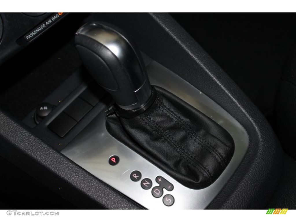 2011 Jetta SE Sedan - Platinum Gray Metallic / Titan Black photo #23