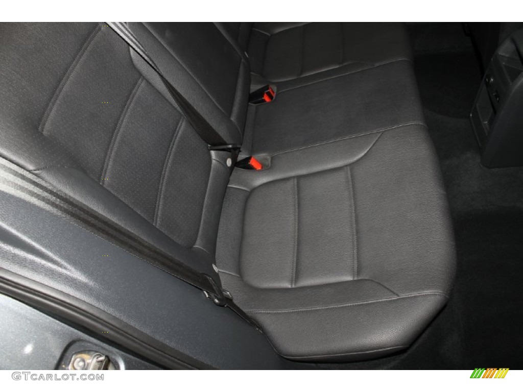 2011 Jetta SE Sedan - Platinum Gray Metallic / Titan Black photo #28