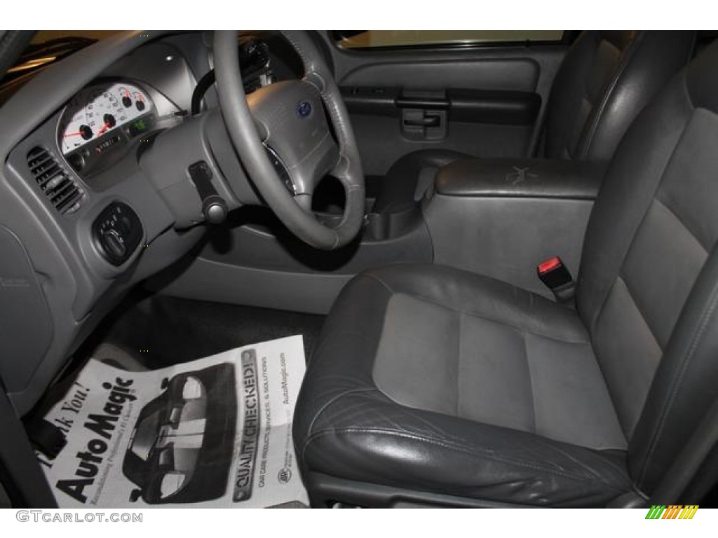 2004 Explorer Sport Trac XLT 4x4 - Black Clearcoat / Medium Dark Flint/Dark Flint photo #20
