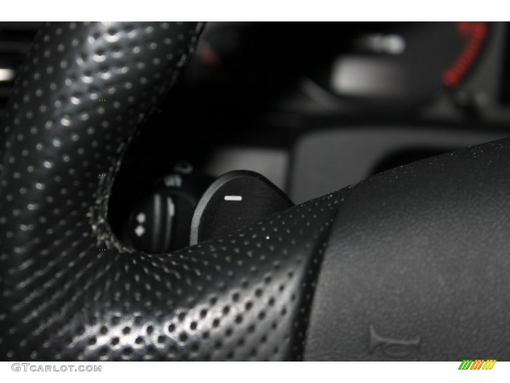 2003 Audi RS6 4.2T quattro 5 Speed Tiptronic Automatic Transmission Photo #87270159