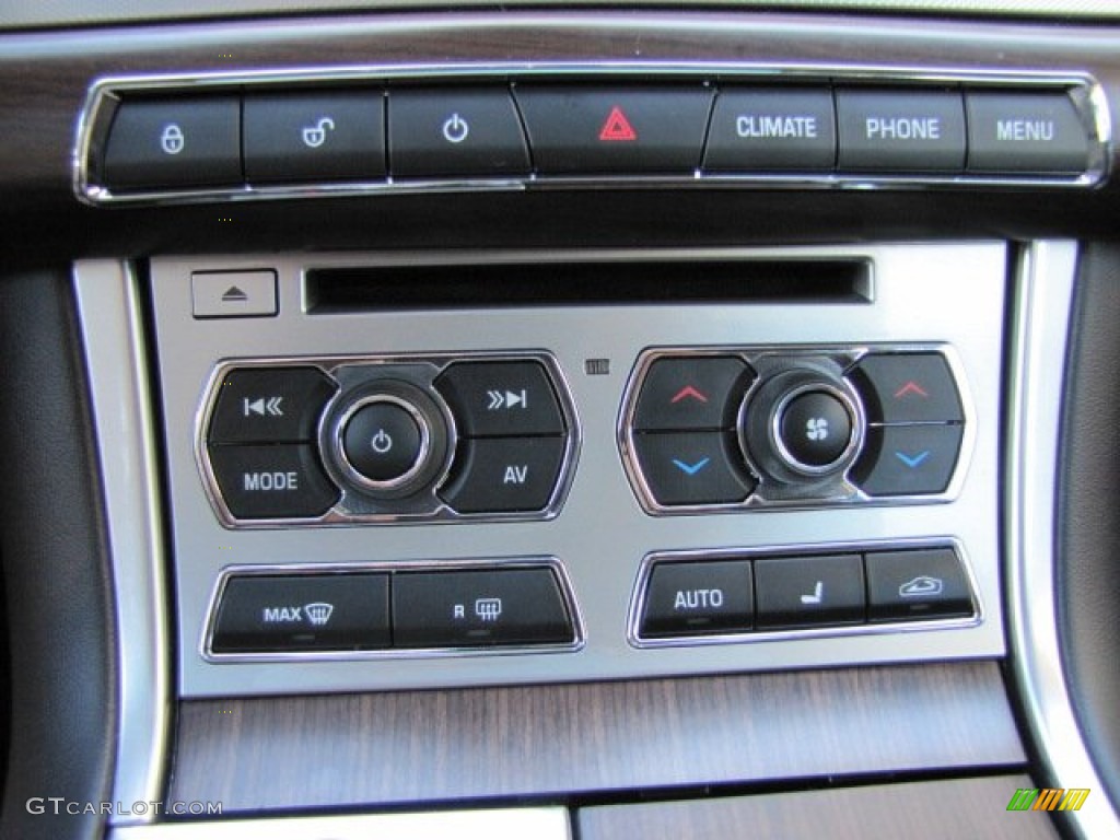 2013 Jaguar XF I4 T Controls Photo #87270747
