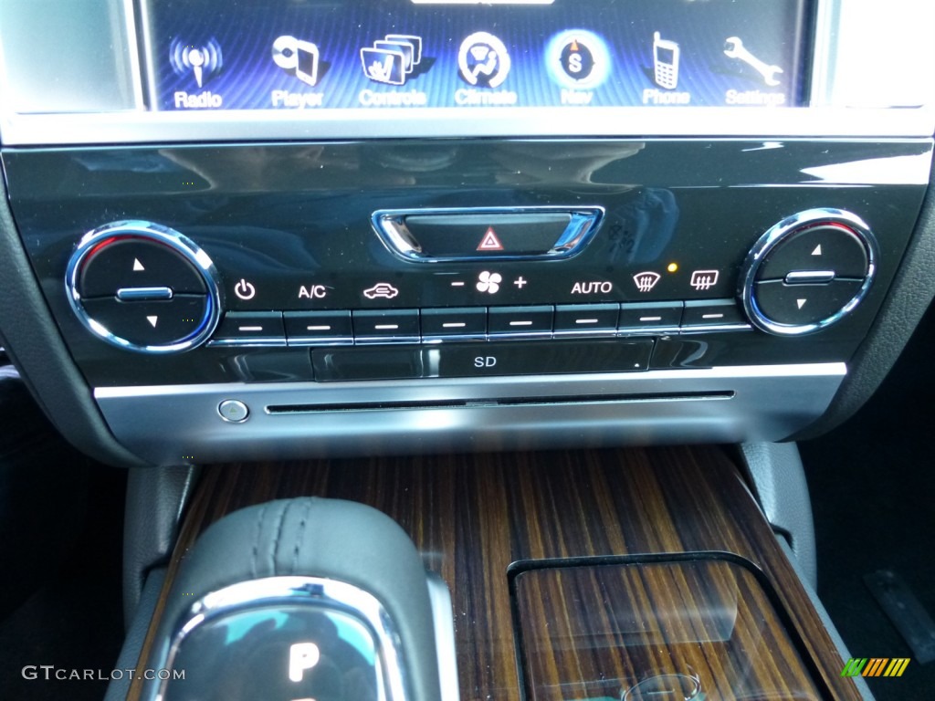 2014 Maserati Quattroporte S Q4 AWD Controls Photo #87271947
