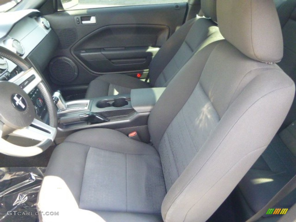 2006 Mustang V6 Premium Coupe - Performance White / Dark Charcoal photo #10