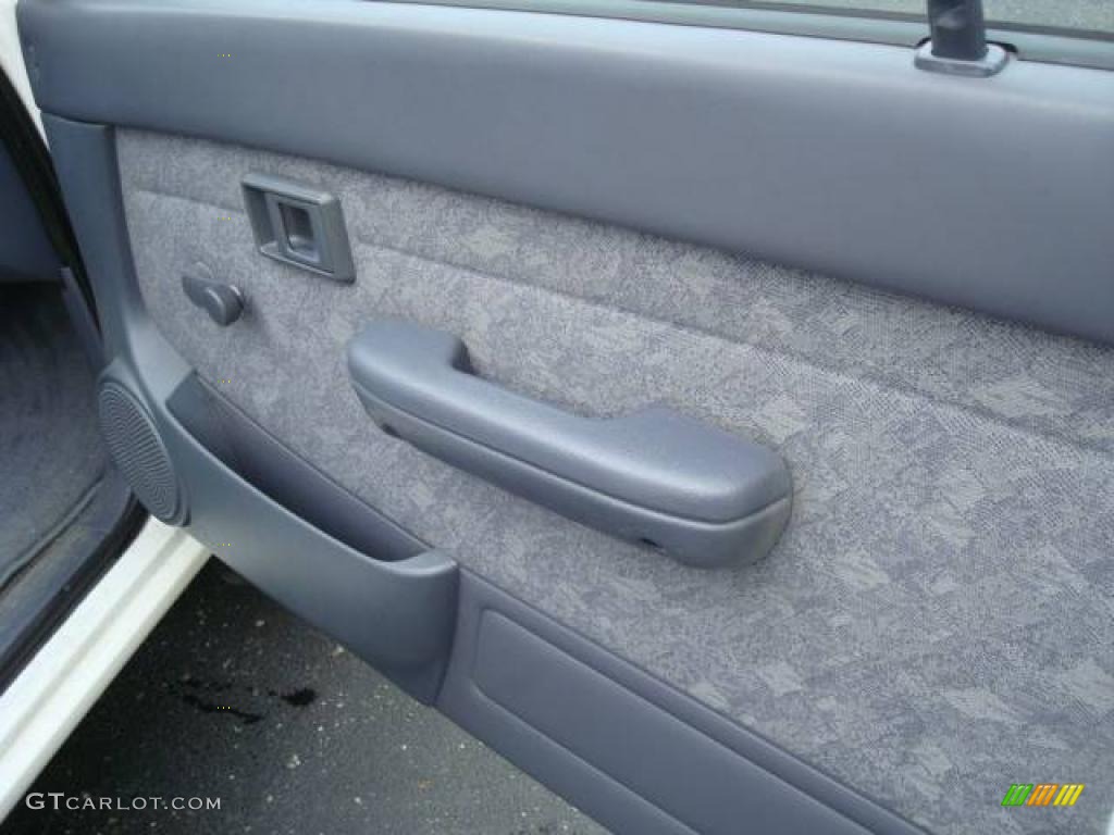 2000 Tacoma Regular Cab - Natural White / Gray photo #12