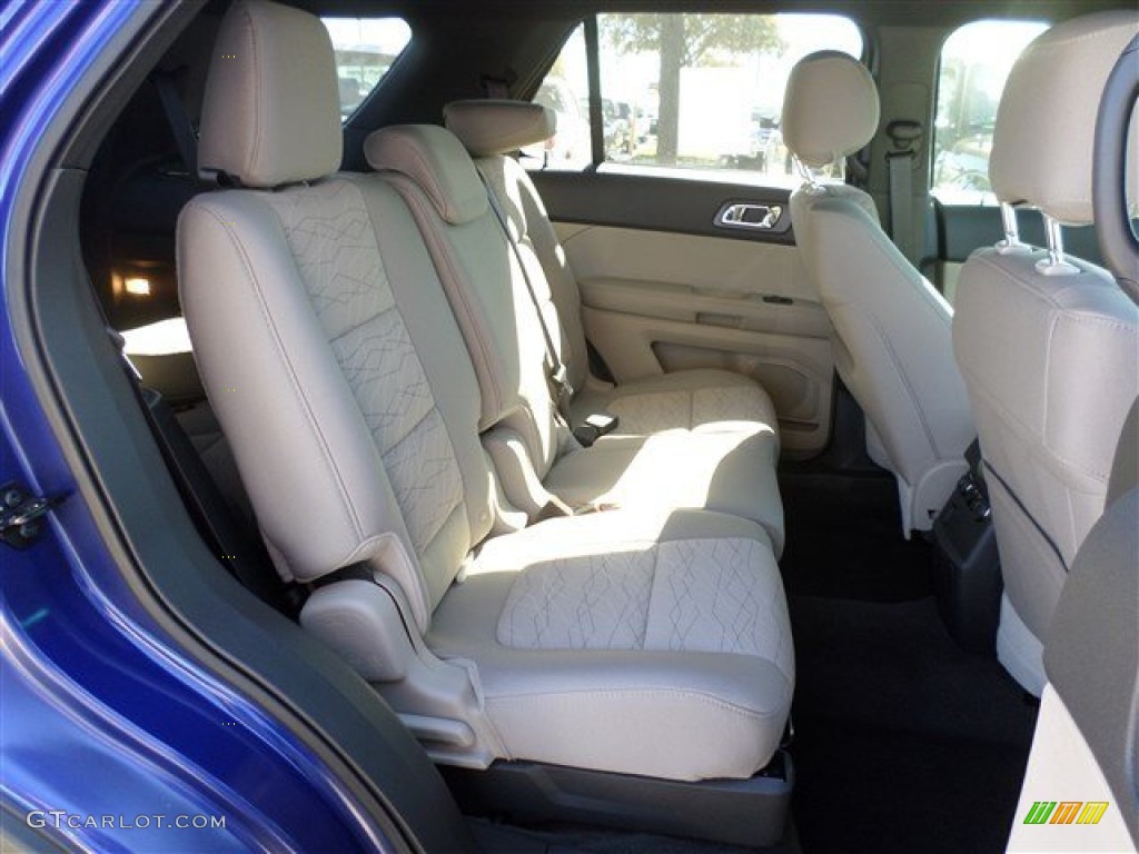 2014 Explorer FWD - Deep Impact Blue / Medium Light Stone photo #12