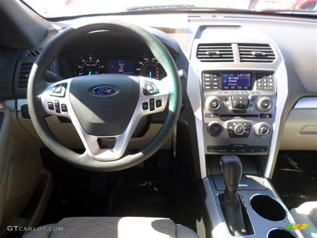 2014 Explorer FWD - Deep Impact Blue / Medium Light Stone photo #17