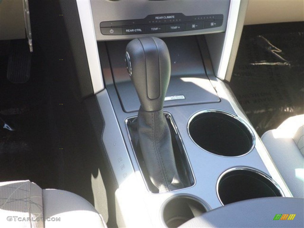 2014 Explorer FWD - Deep Impact Blue / Medium Light Stone photo #22