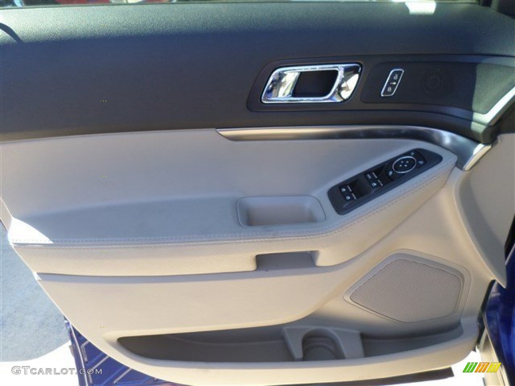 2014 Explorer FWD - Deep Impact Blue / Medium Light Stone photo #23