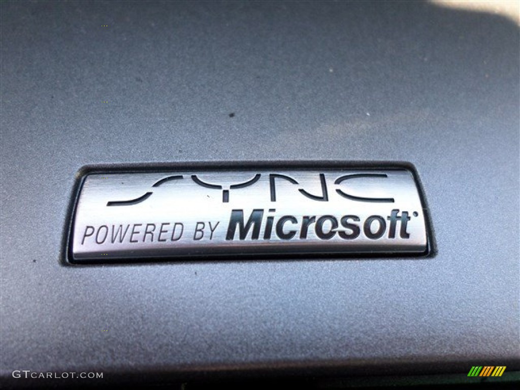 2014 Explorer FWD - Deep Impact Blue / Medium Light Stone photo #27