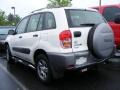 Natural White - RAV4 4WD Photo No. 3